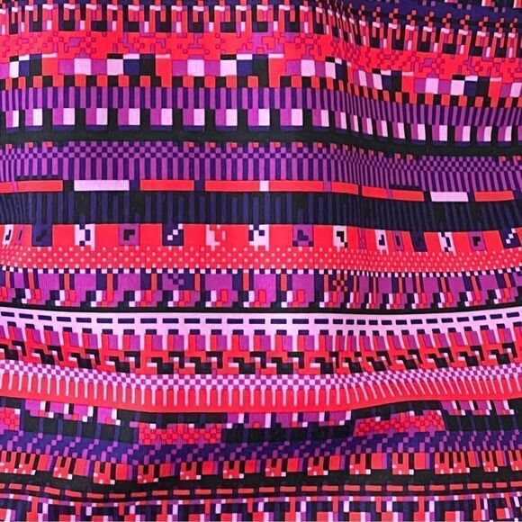 Nike Women's Dri-Fit Pro Training Jacket - Picture 8 of 8